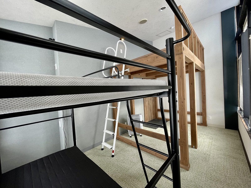 A room inside BRIO